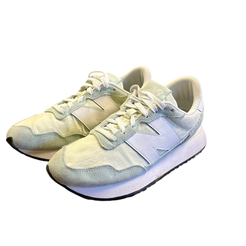 NEW BALANCE 237 Light Green‎ Sneaker Shoes Sz 9.5 Retro WS237HTG